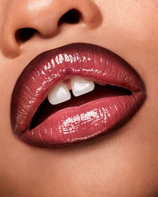 TRACE'D OUT L�PIS LABIAL BROWN'D OUT